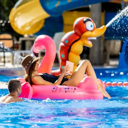 Prestige And Aquapark Отель 4*