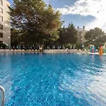 Prestige And Aquapark Hotel Varna