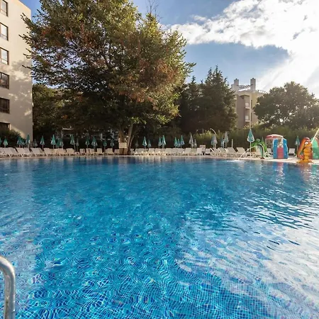 Prestige And Aquapark 酒店 瓦爾納