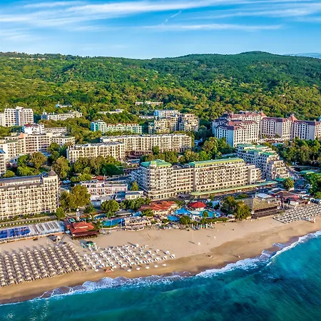 Hotel Prestige And Aquapark Varna